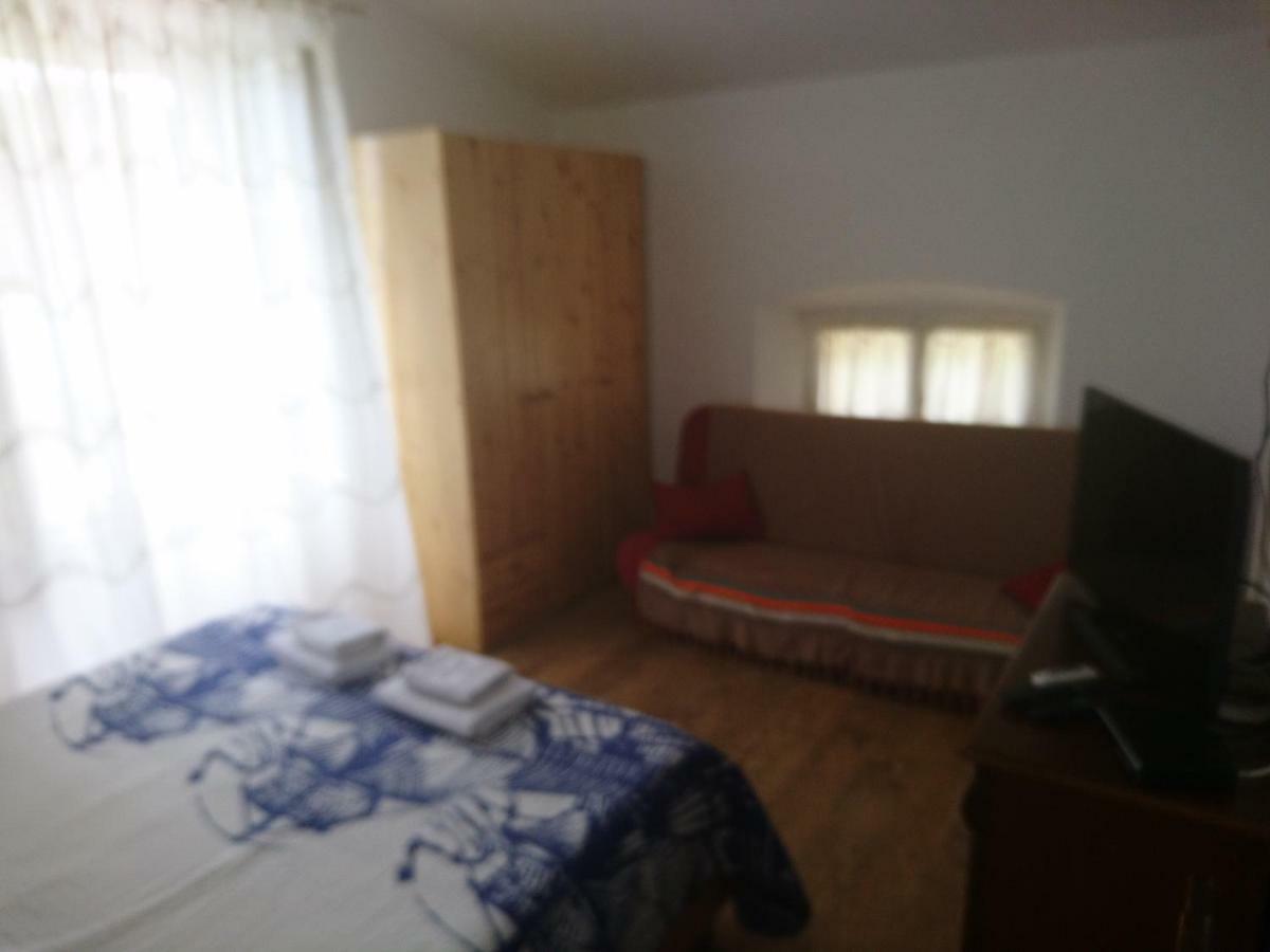 Apartment Dalmatinac Ivo Polače Eksteriør bilde