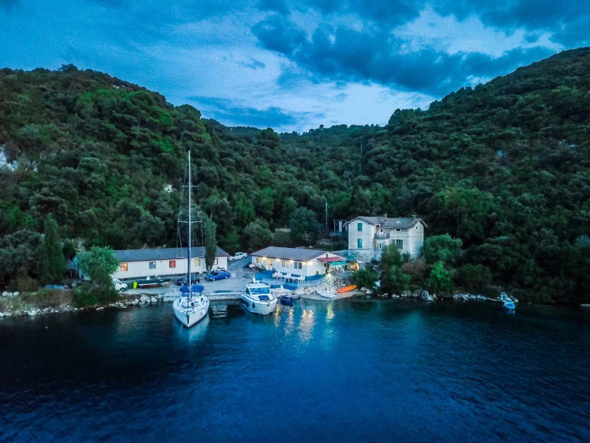 Apartment Dalmatinac Ivo Polače Eksteriør bilde